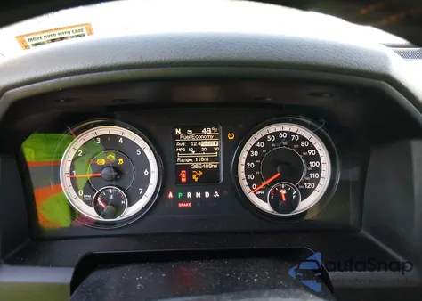 2017 Ram 1500 Express 4X4 5'7 Box z USA, uszkodzony, nr VIN 3C6RR7KT6HG523664